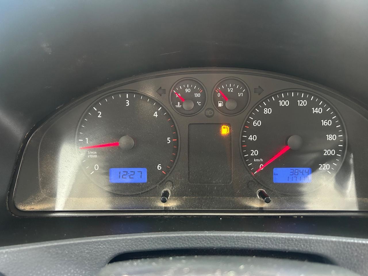 Volkswagen Transporter 2.5 TDI/130CV PC-TM Furgone