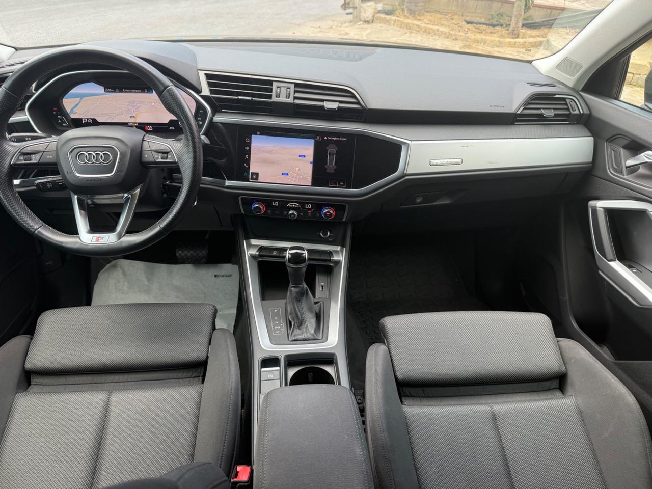 Audi Q3 35 TDI S tronic Business Advanced