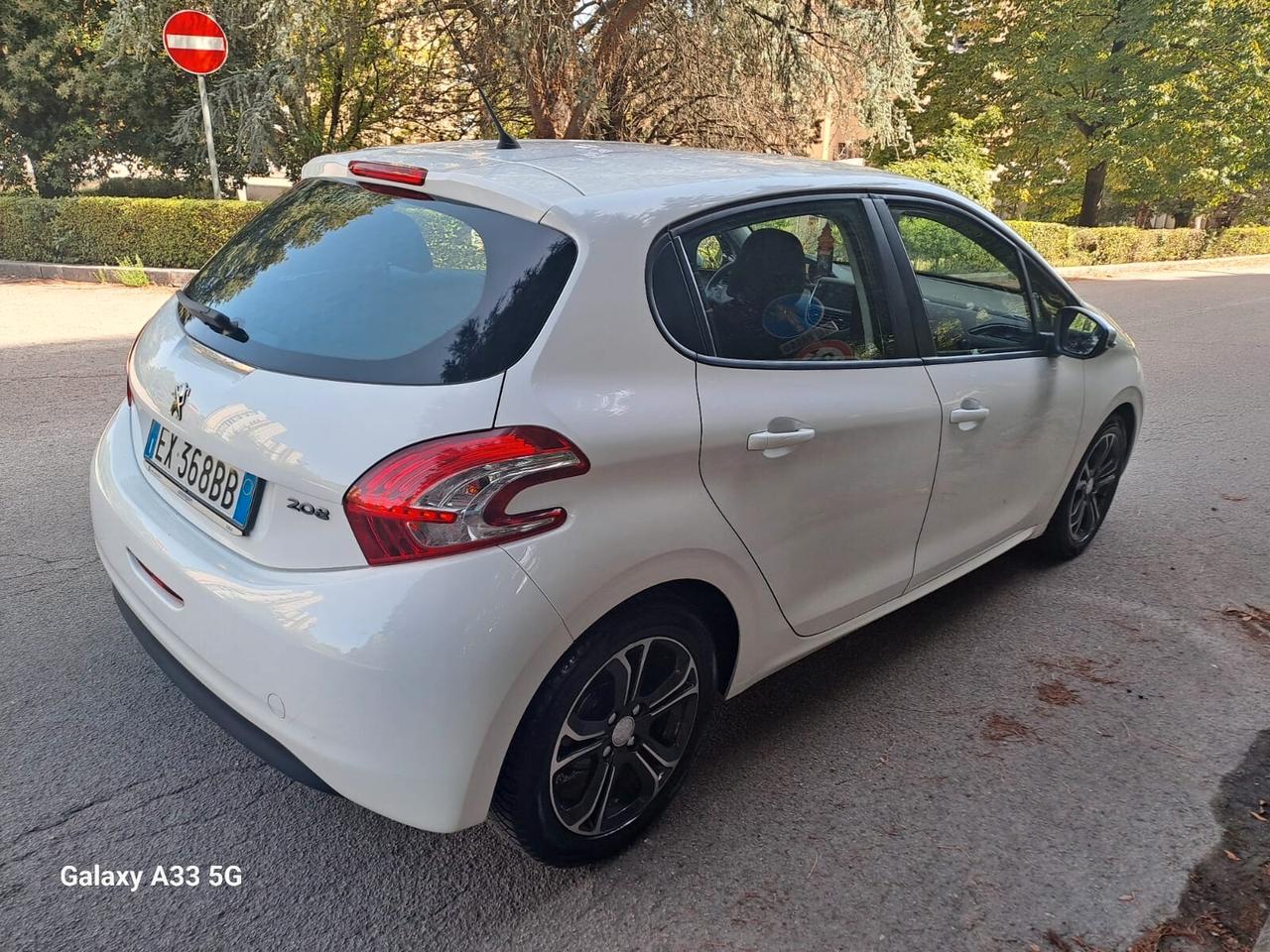 peugeot 208 gpl