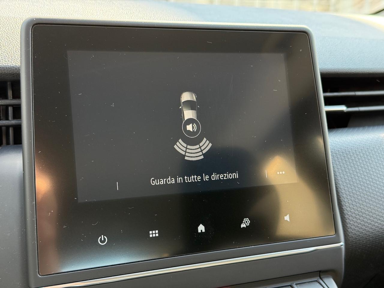 Renault Clio SCe 75 CV 5 porte Intens NEOPATENTATI