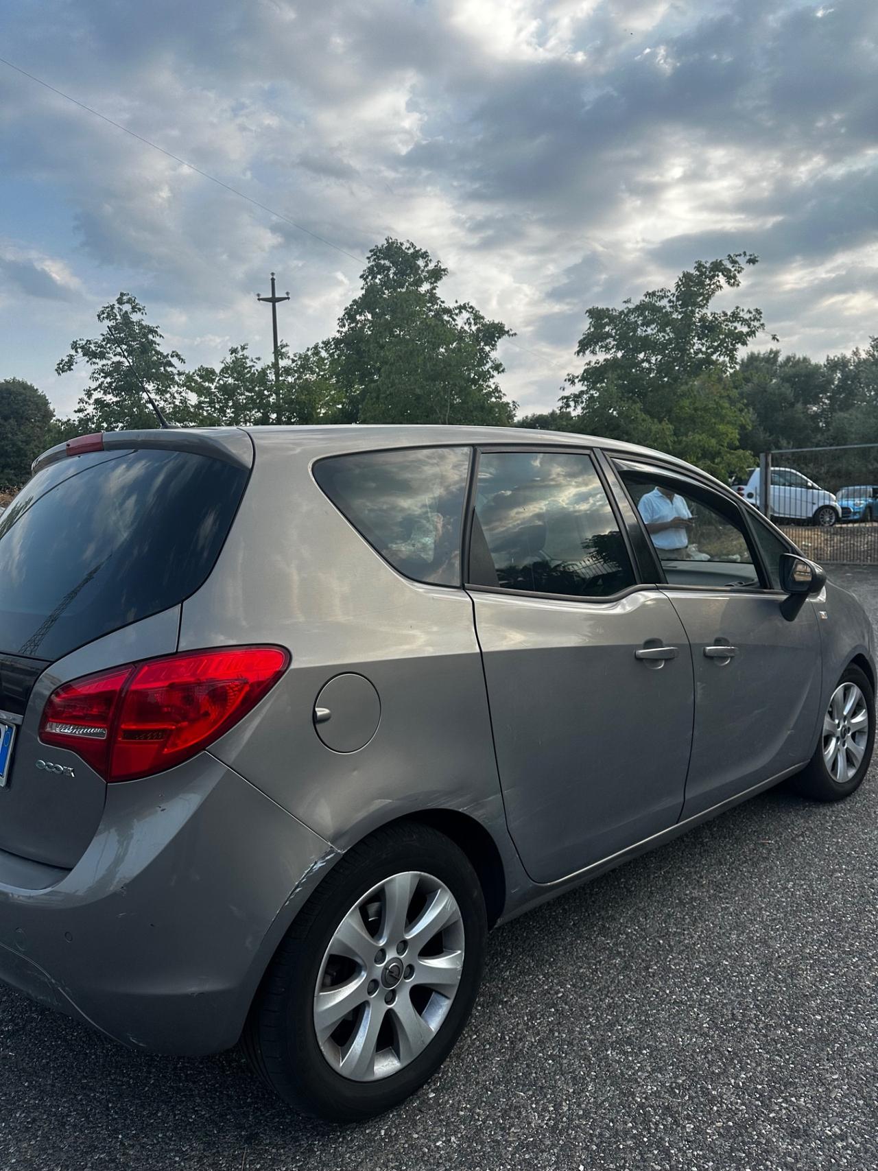 Opel Meriva 1.3 CDTI 95CV ecoFLEX Cosmo