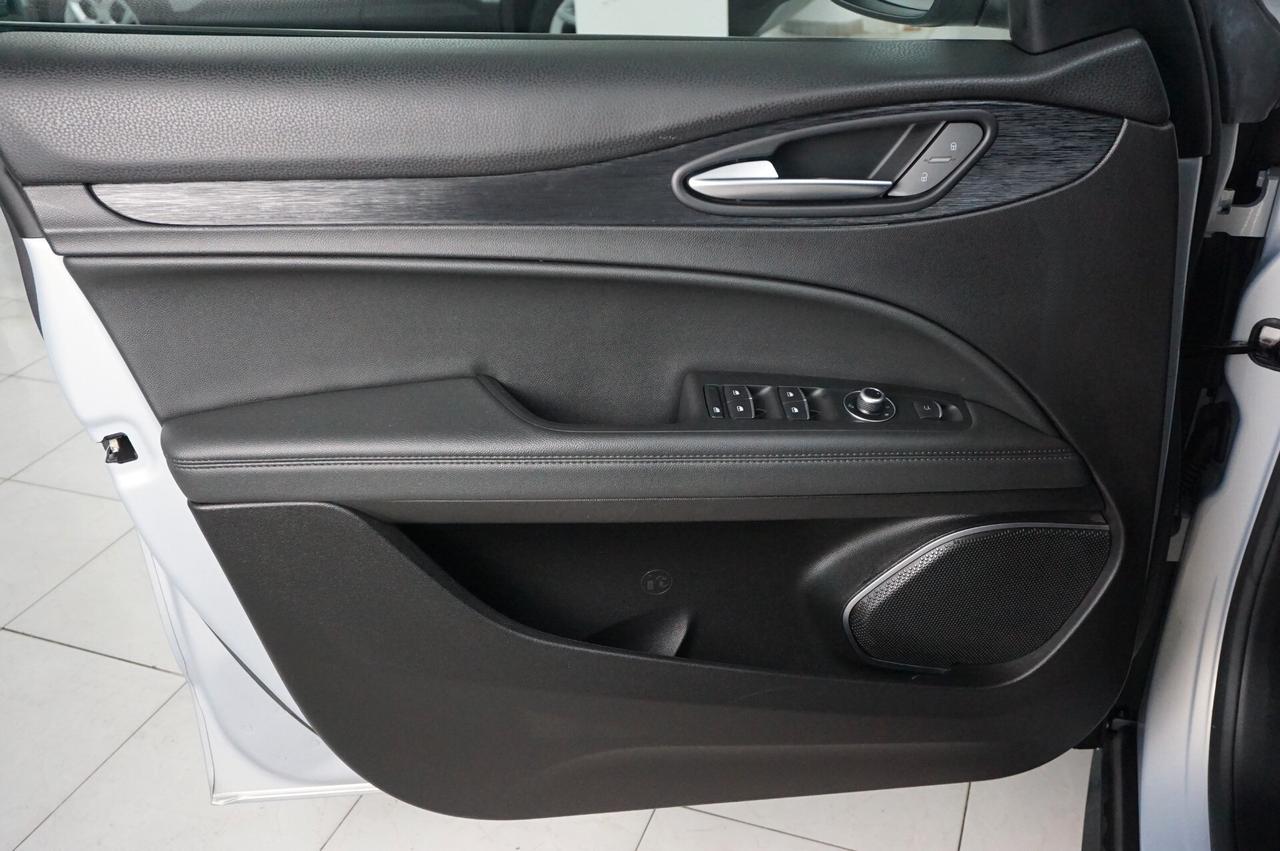 Stelvio 2.2 Turbodiesel 190 CV AT8 Q4 Executive