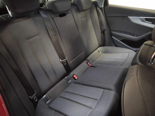 AUDI A4 Avant 30 TDI 2.0 S tronic Business MHEV