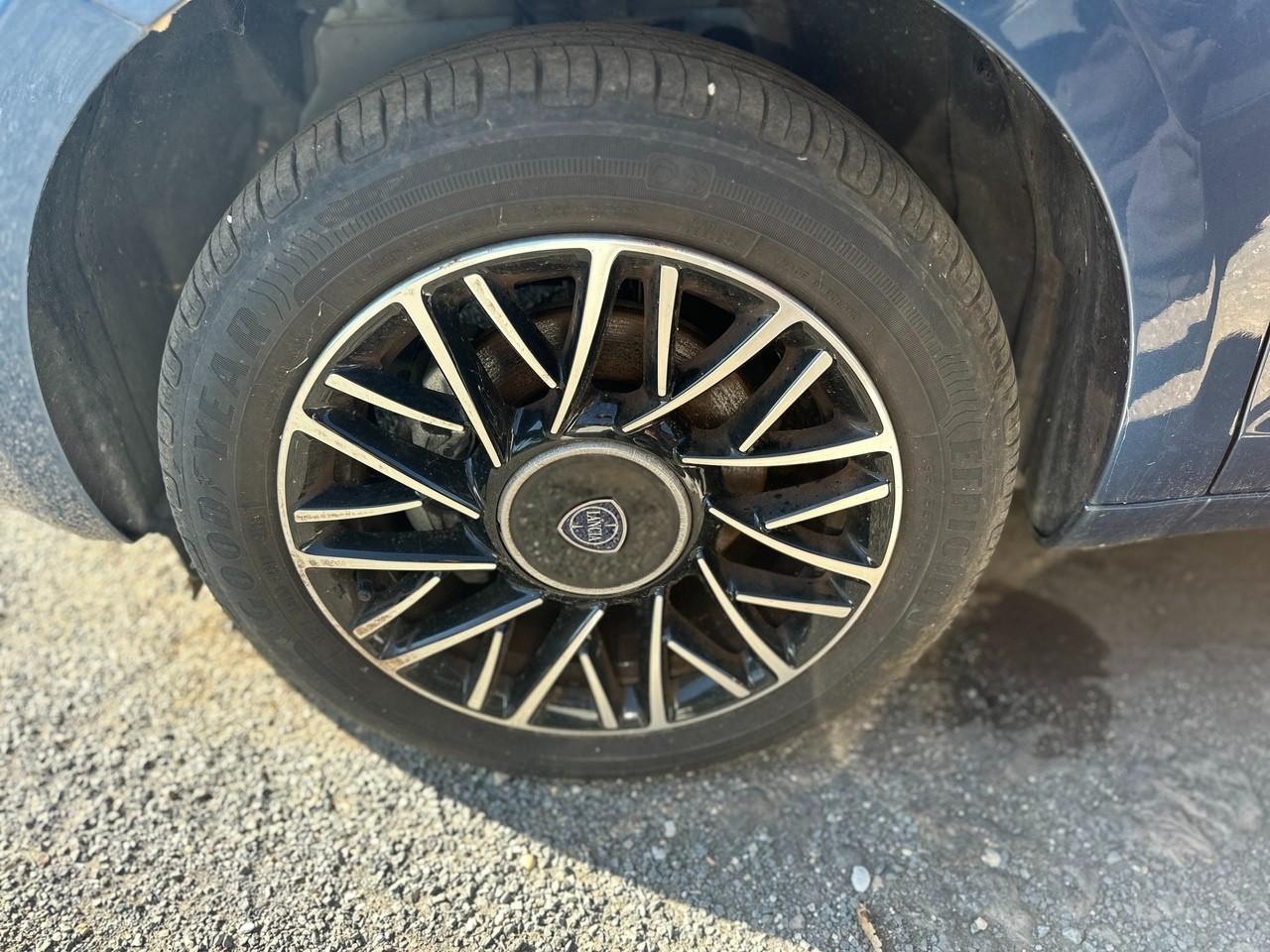 LANCIA Ypsilon III 2021 - Ypsilon 1.0 firefly hybrid Platino s&s 70cv