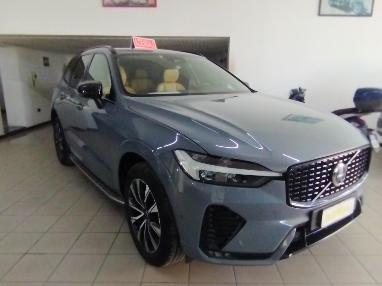 Volvo XC 60 XC60 B4 (d) automatico Plus Bright AUTOCARRO 5 POSTI