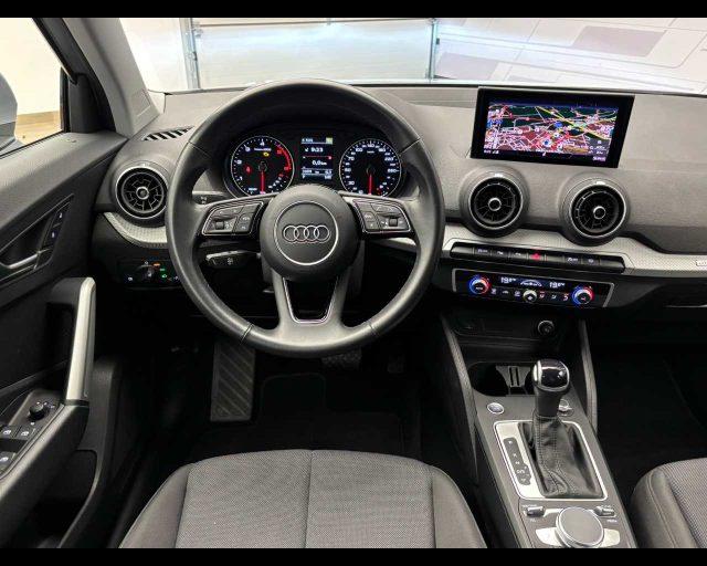 AUDI Q2 30 TDI S tronic Business