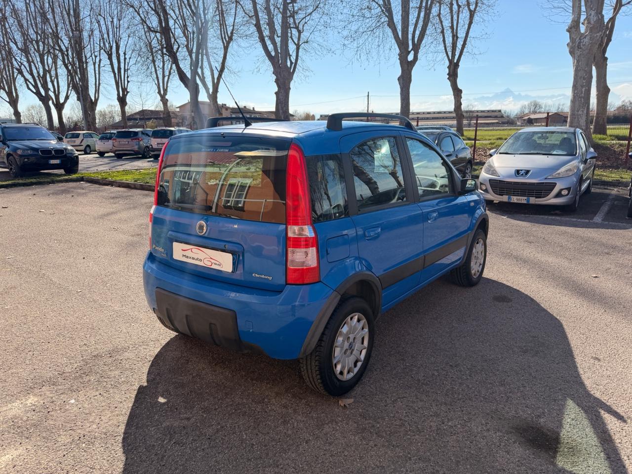 Fiat Panda 1.2 4x4 Climbing