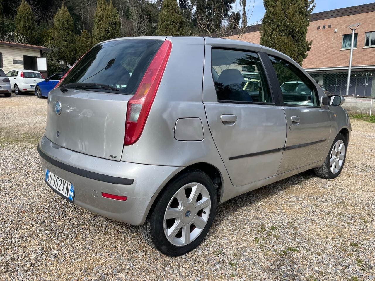 Fiat Punto 1.2 16V 5 porte Emotion