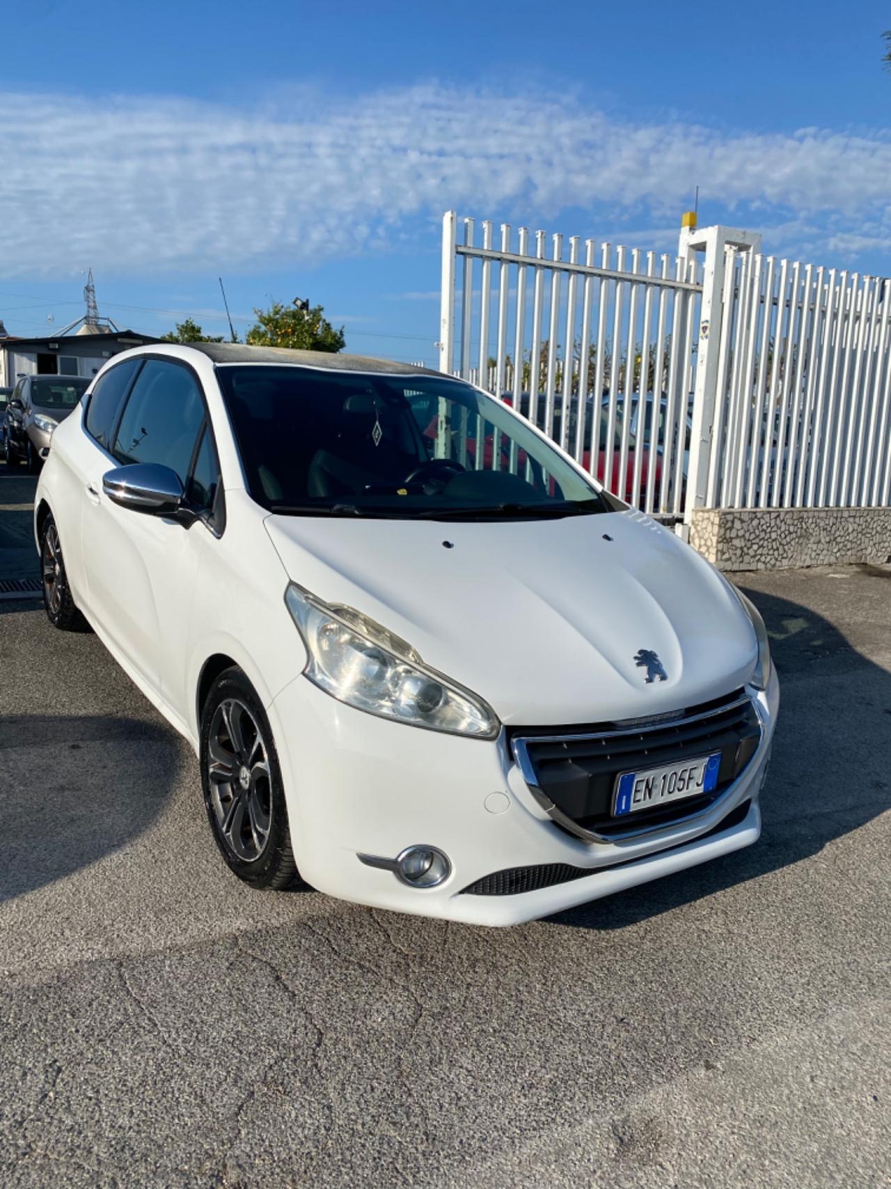 Peugeot 208 1.6 e-HDi 92 CV Stop&Start 3 porte Active