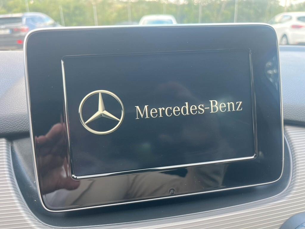 Mercedes-benz B 180 SPORT......SOLI 75000KM