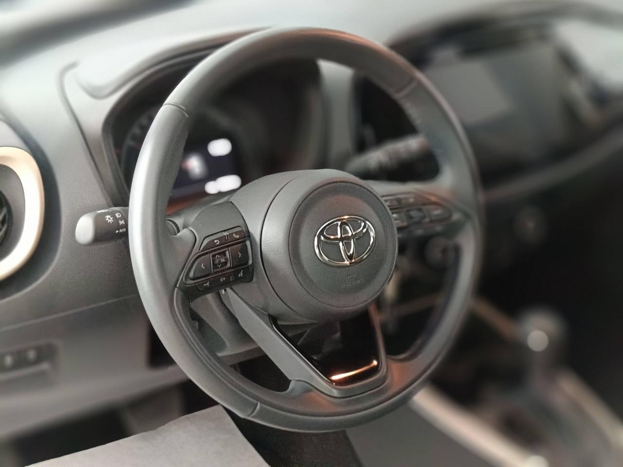 TOYOTA Aygo X - Aygo X 1.0 Trend 72cv s-cvt