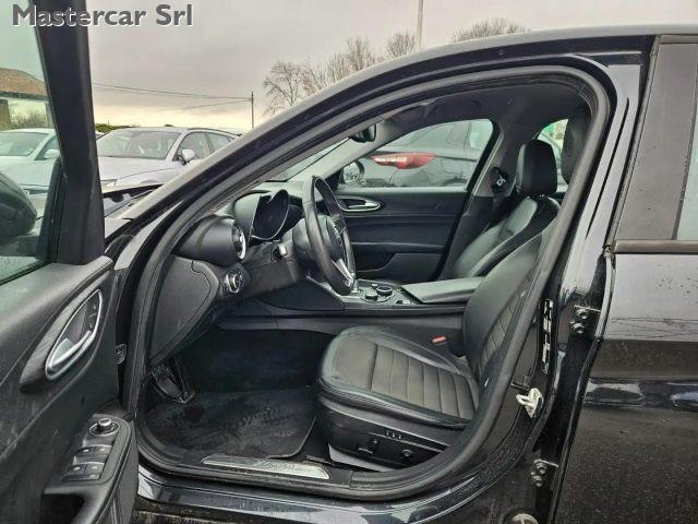 ALFA ROMEO Giulia Giulia 2.2 t Super Q4 180cv awd auto - FR618PN