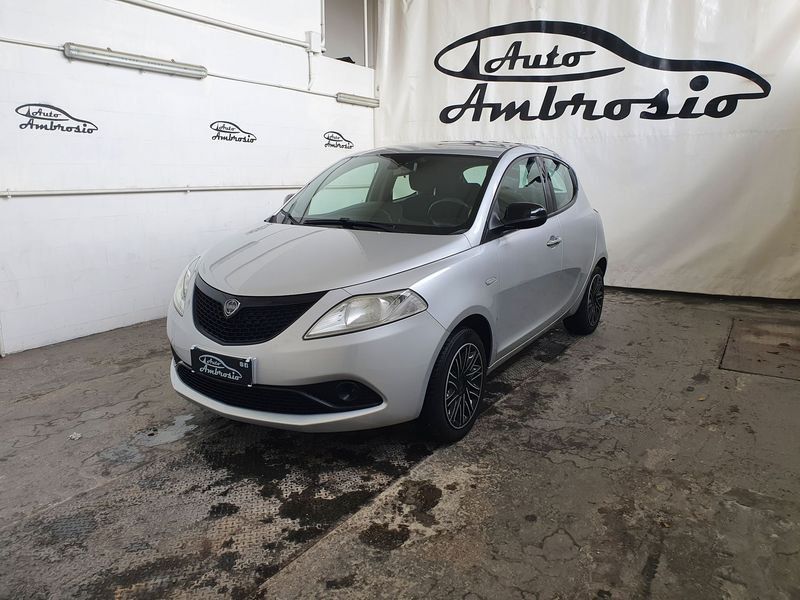 Lancia Ypsilon 1.2 69 CV 5 porte Gold TUA DA 101,00 AL MESE