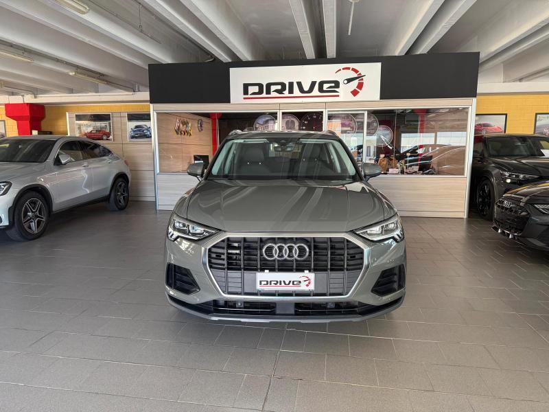 Audi Q3 35 2.0 tdi Business quattro s-tronic