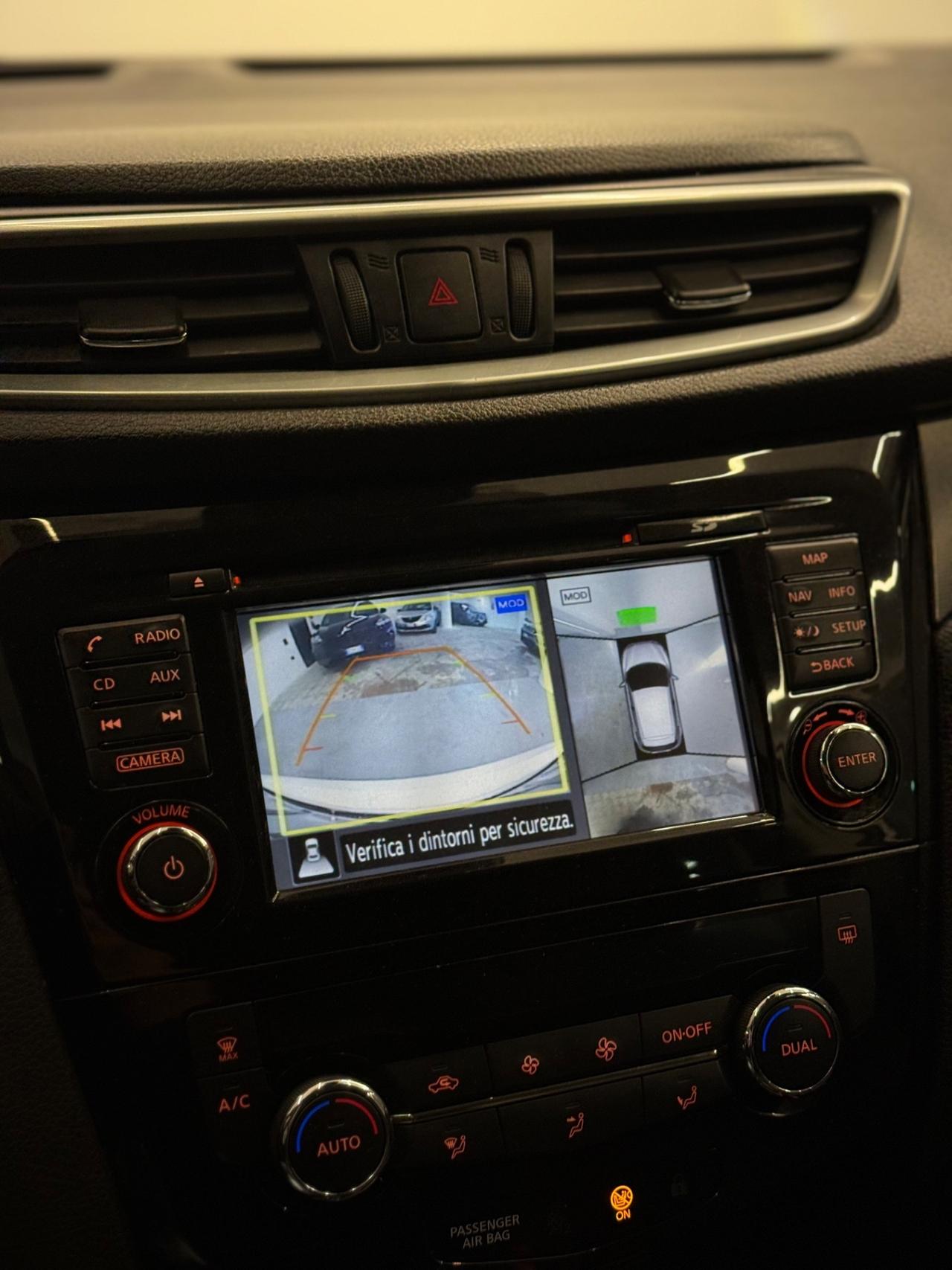 Nissan Qashqai 1.5 dCi 115 CV Tekna Tetto Panorama