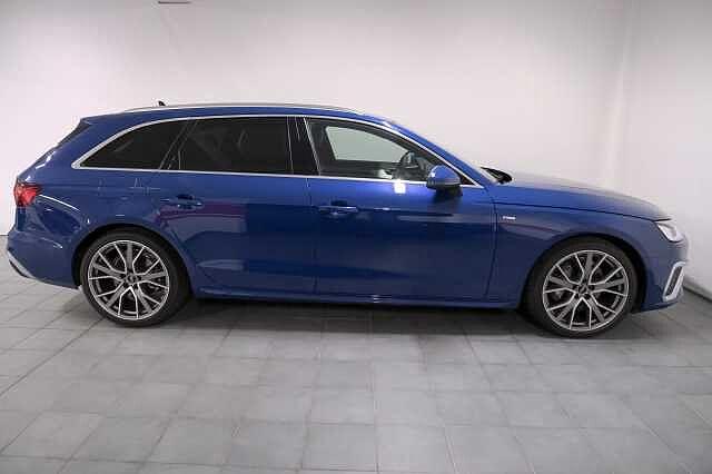 Audi A4 Avant 40 TDI quattro S tronic S line edition