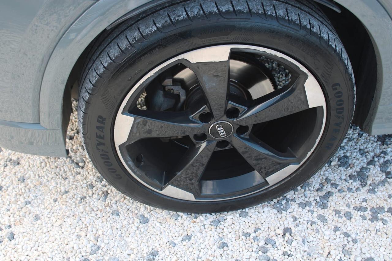Audi Q2 35 TDI Tua A SOLI 267€