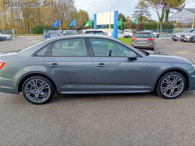 AUDI A4 A4 V 2016 Berlina 2.0 tdi Sport 150cv