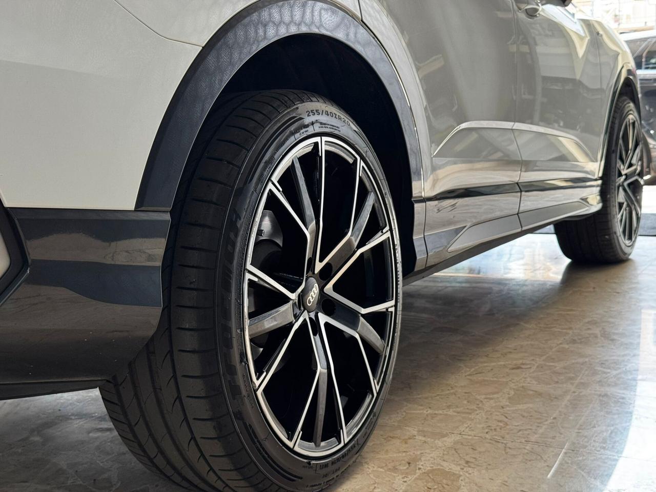 Audi Q3 SPB 35 TFSI S tronic line edition