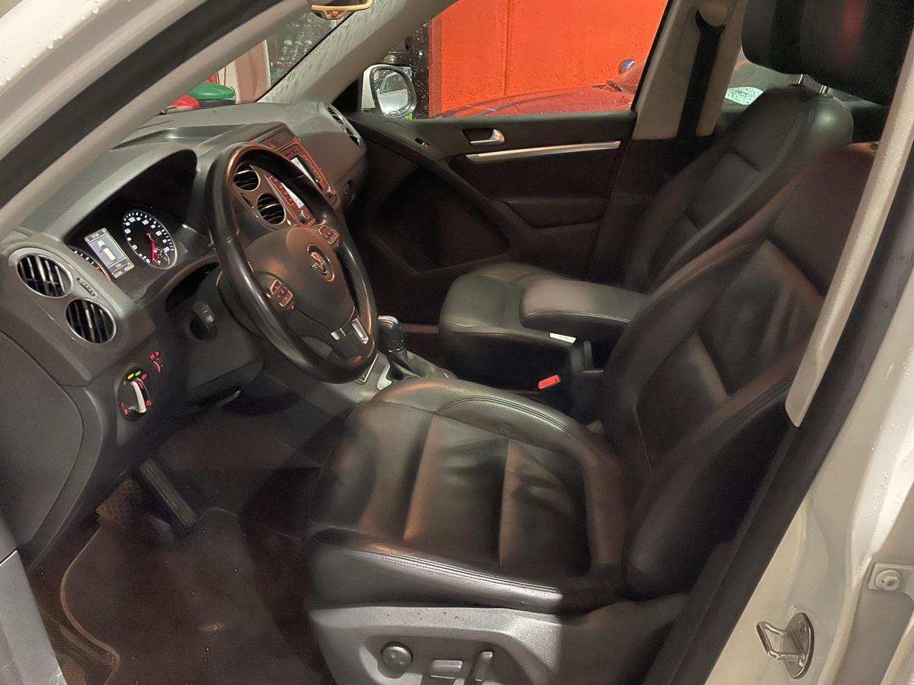 Volkswagen Tiguan 2.0 TDI 140CV 4MOTION*Automatik*Pelle*Tetto*