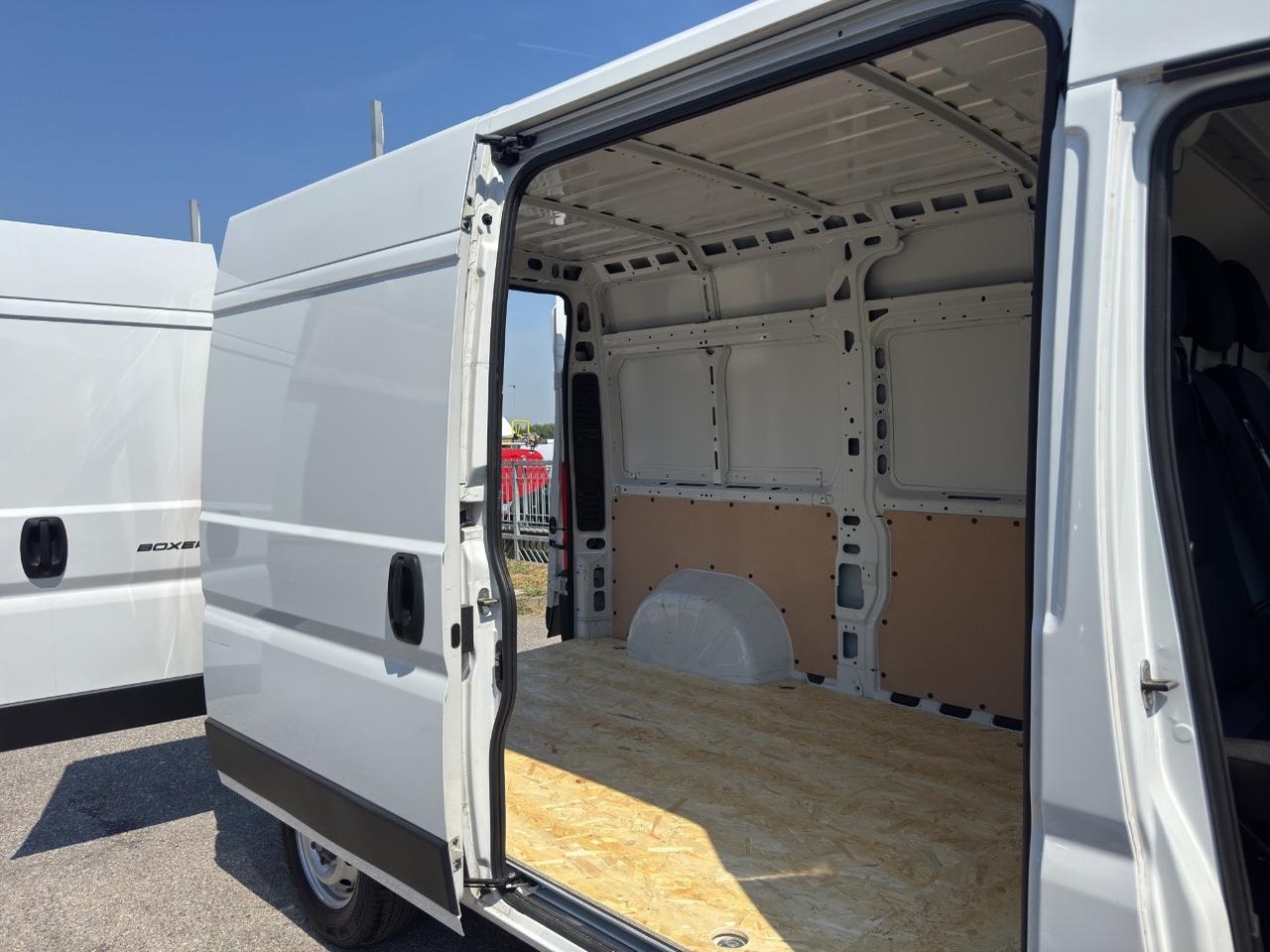 Peugeot Boxer 2.2 BHDi 140C-CRUISE(PM-TM-L2H2)SENSORI-TELECAMERA