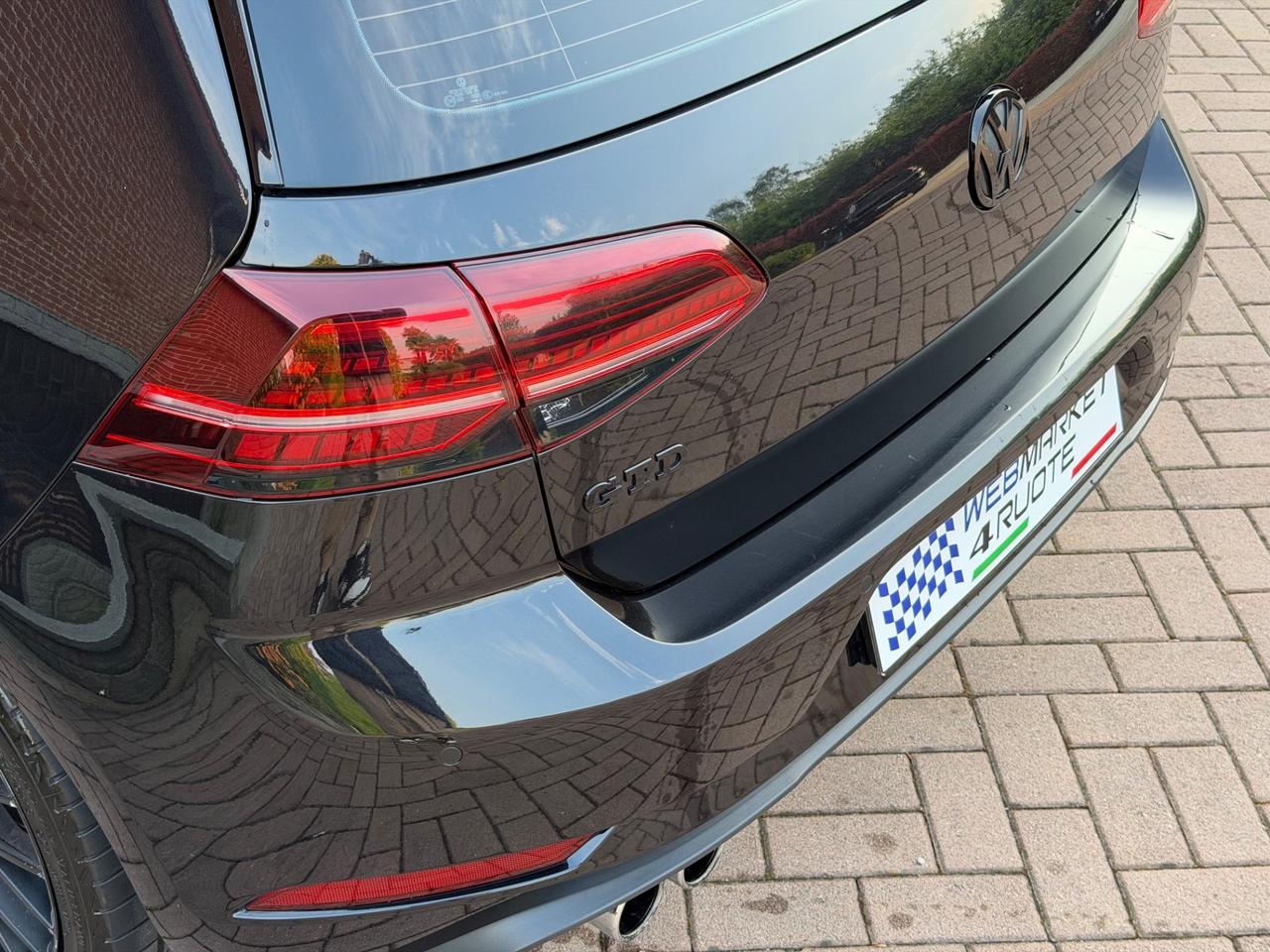 Volkswagen Golf GTD 2.0 TDI DSG 3p.