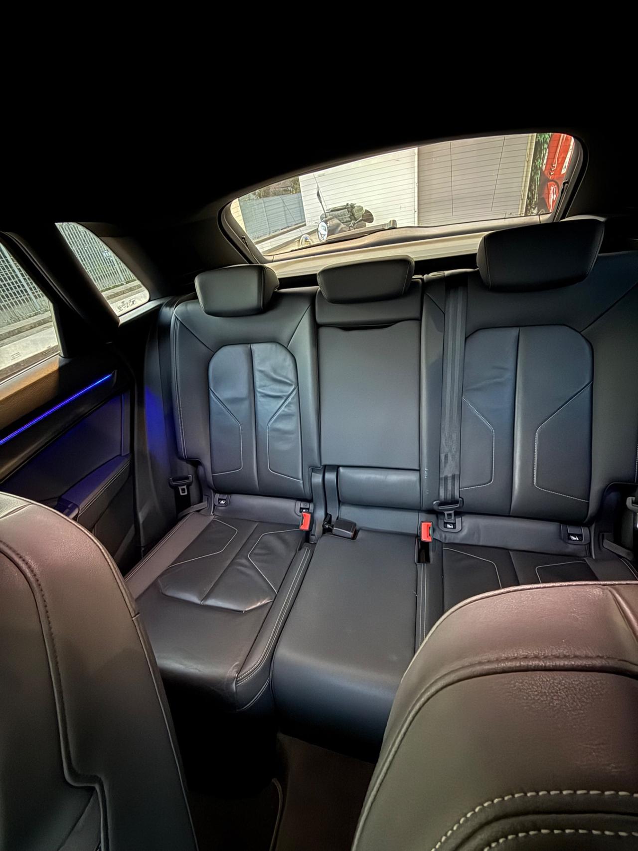 Audi Q3 35 TDI S tronic line edition Identity Black Full Led