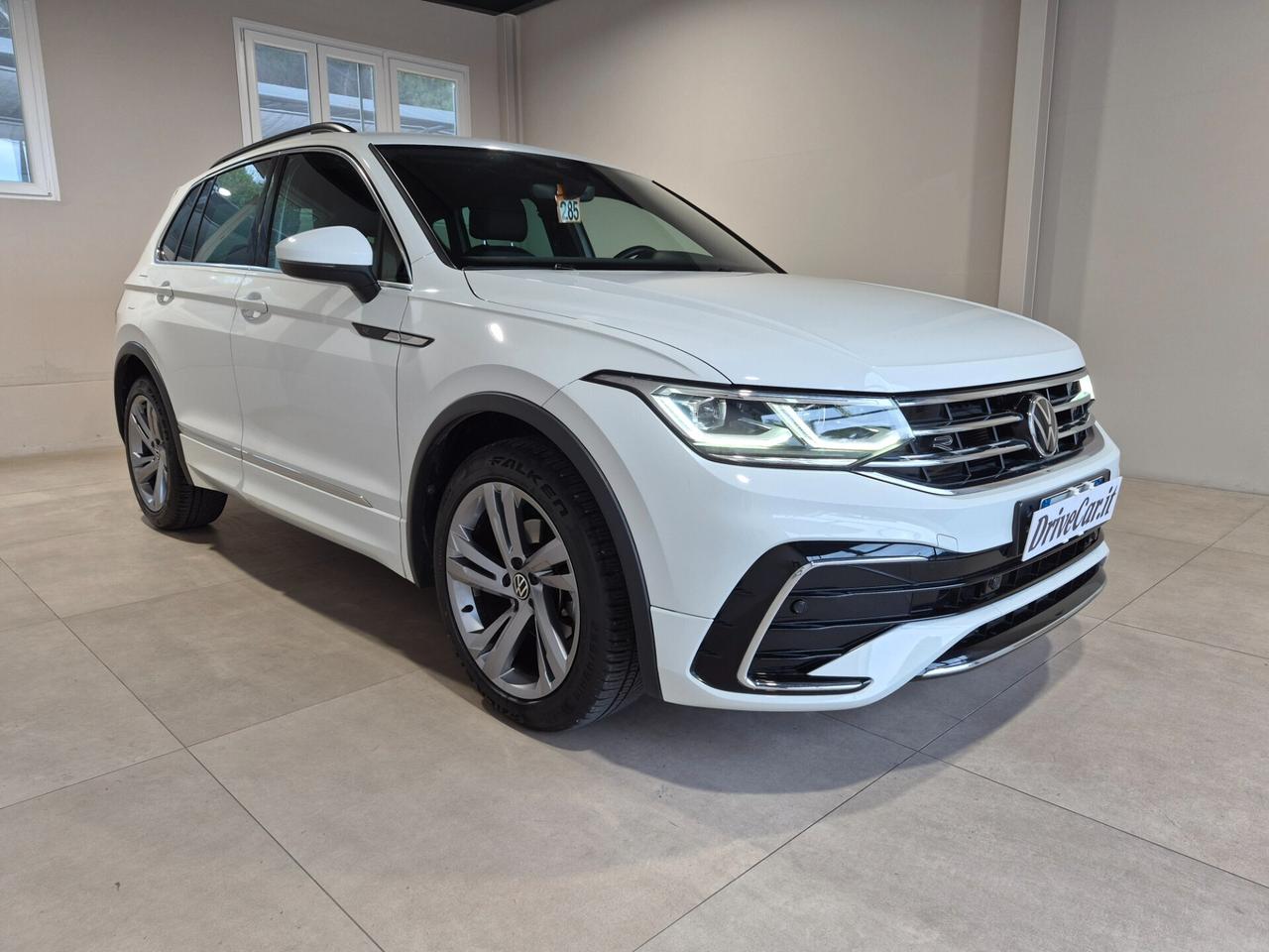 Volkswagen Tiguan 1.5 TSI R-LINE 150CV DSG LED NAVI C.19" APPLE CAR PLAY/ANDROID AUTO AMBIENT LIGHT KEYLESS ACC WIRELESS COCKPIT PRO