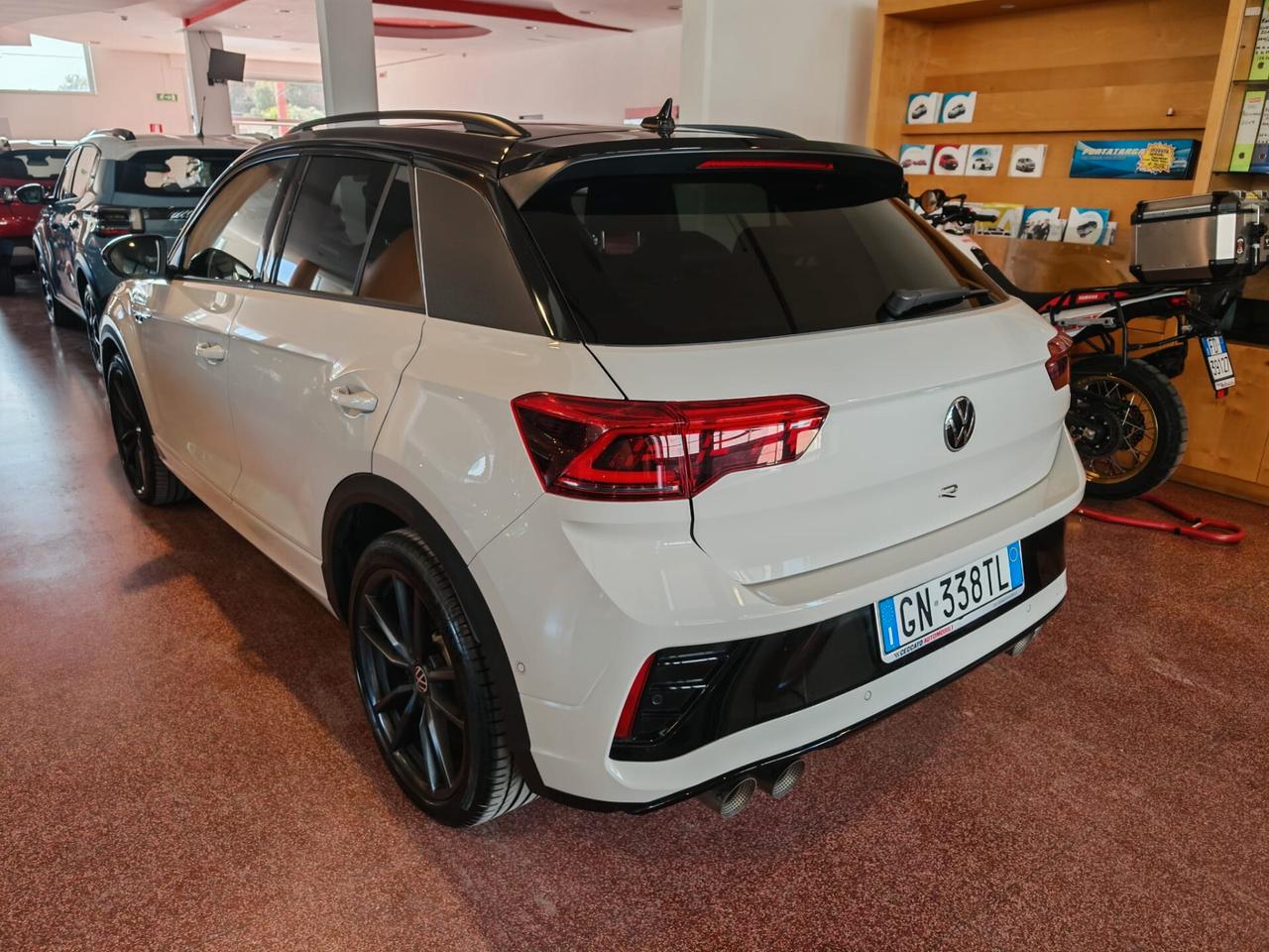 Volkswagen T-Roc R 2.0 TSI DSG 4MOTION BlueMotion Technology