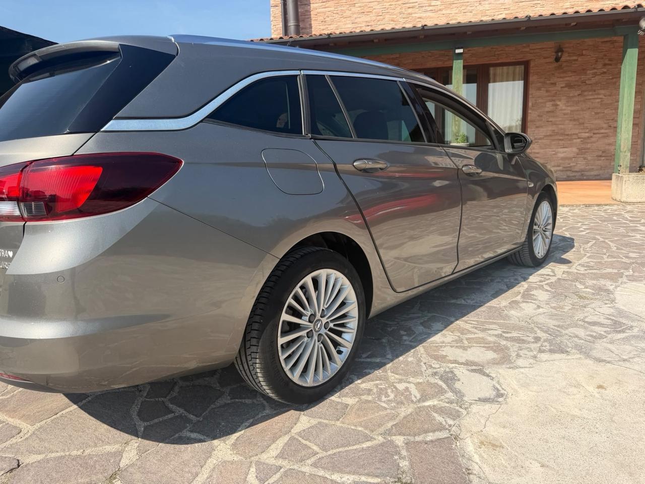 Opel Astra 1.6 BiTurbo CDTi Start&Stop Sports Tourer Innovation