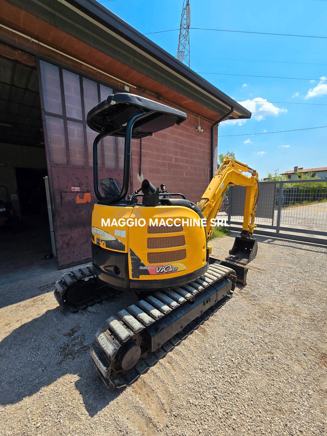 Miniescavatore YANMAR VIO30-5