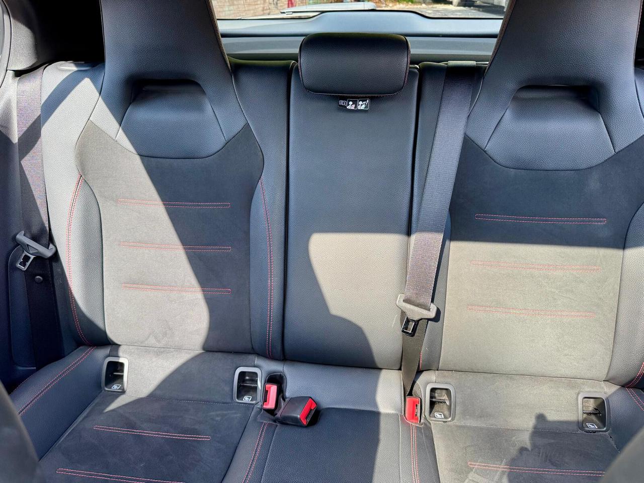 Mercedes A 250e Premium AMG 218CV | Tetto | 18" | Pelle/Alcantara | 57.000 KM