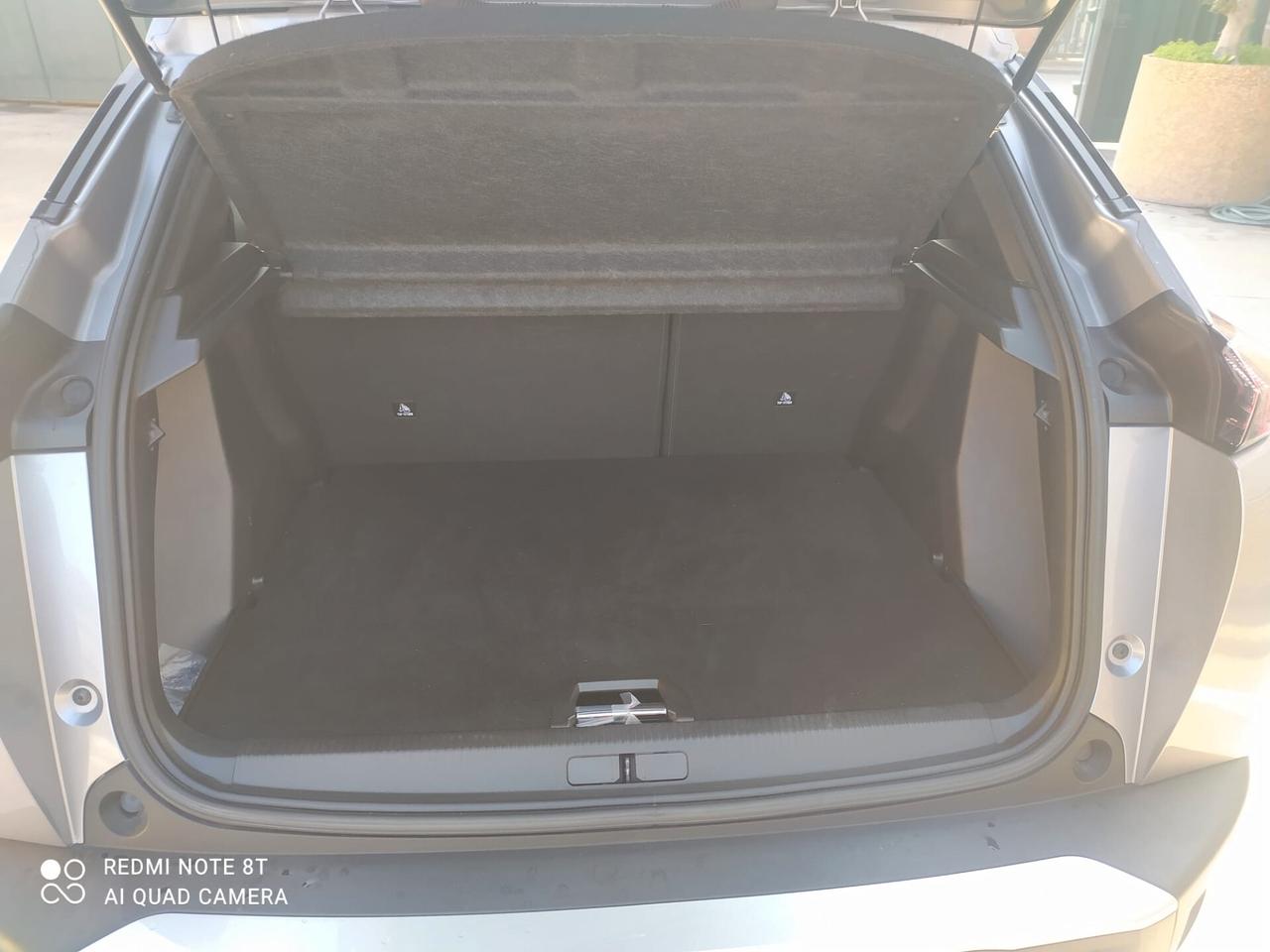 Peugeot 2008 BlueHDi 130 S&S EAT8 Allure