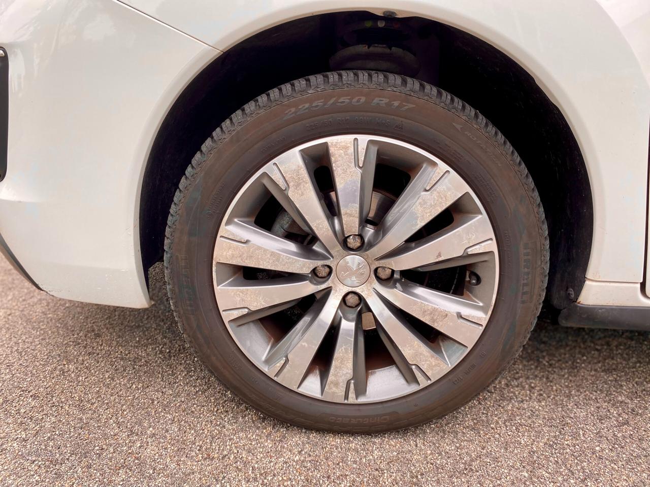 Peugeot 3008 1.6 hdi 8v Active 115cv fap FL UNICO PROPRIETARIO