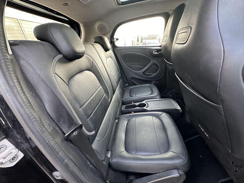 smart forfour 0.9 BRABUS Xclusive twinamic 109CV
