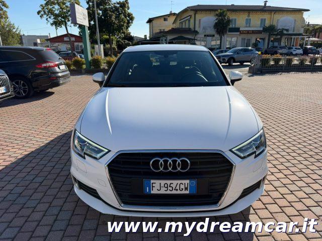 AUDI A3 1.6 TDI 116 CV Sport