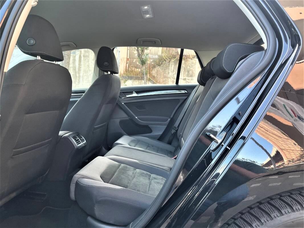 Volkswagen Golf 1.6 Executive DSG 115CV BMT