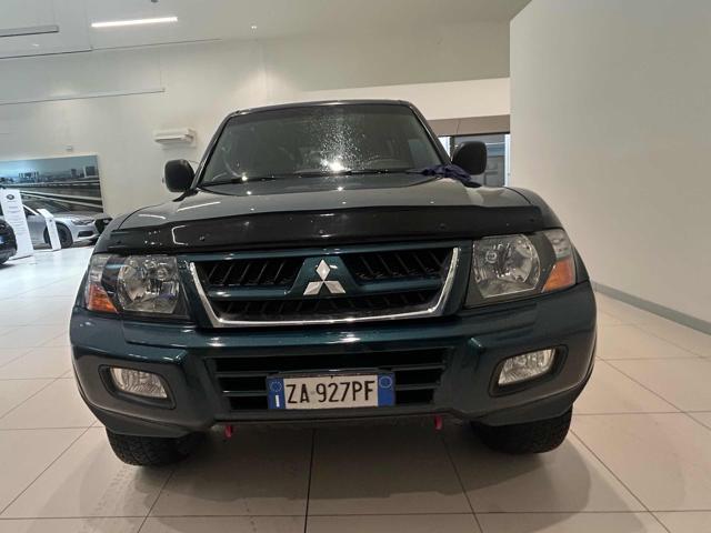 MITSUBISHI Pajero 3.2 16V DI-D 5p. GLS1 Autocarro