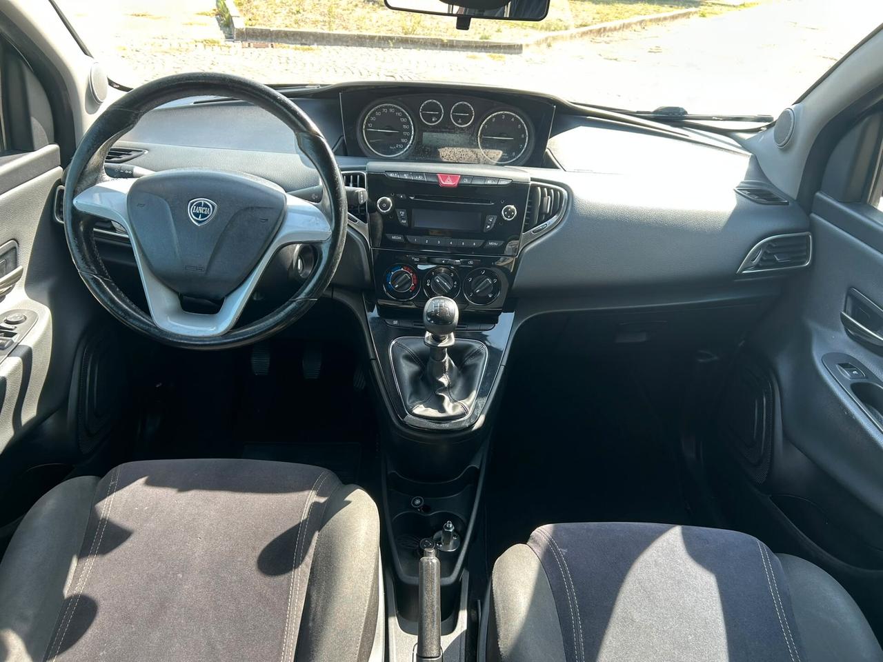Lancia Ypsilon 1.2 69 CV 5 porte GPL Ecochic Gold