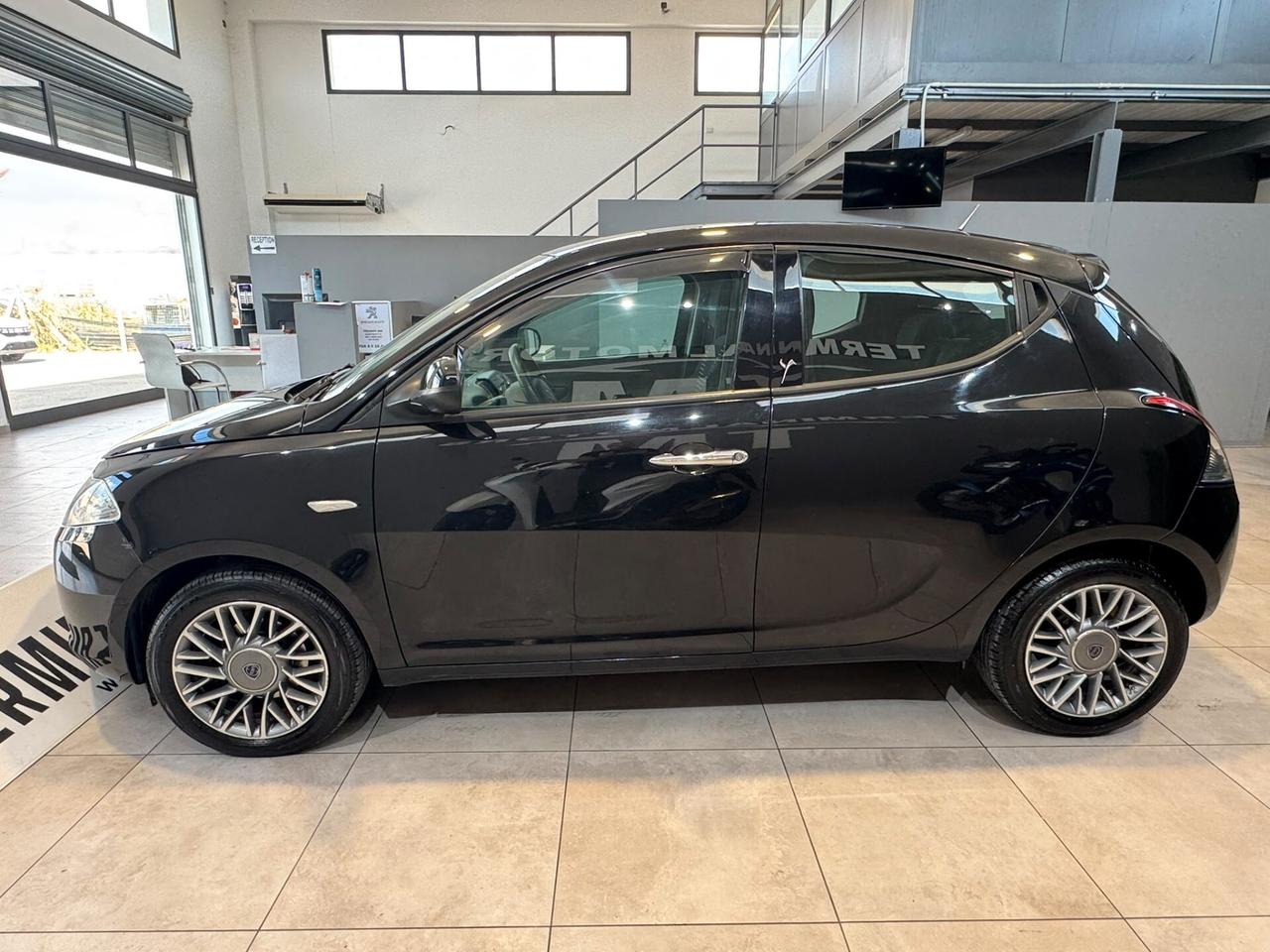 Lancia Ypsilon 1.3 MJT 16V 95 CV 5 porte S&S Gold