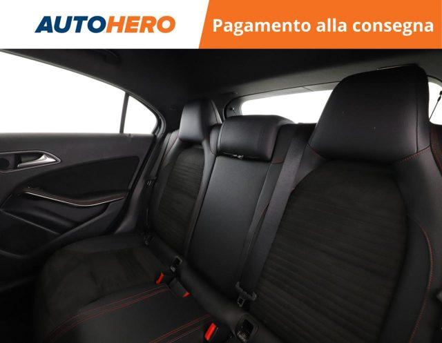 MERCEDES-BENZ A 180 Premium