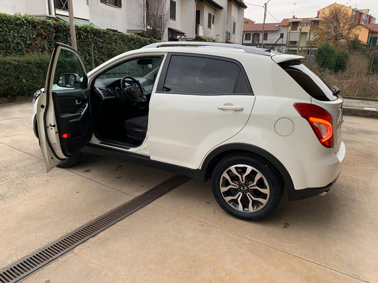 Ssangyong Korando 2.0 AWD MT GPL Plus