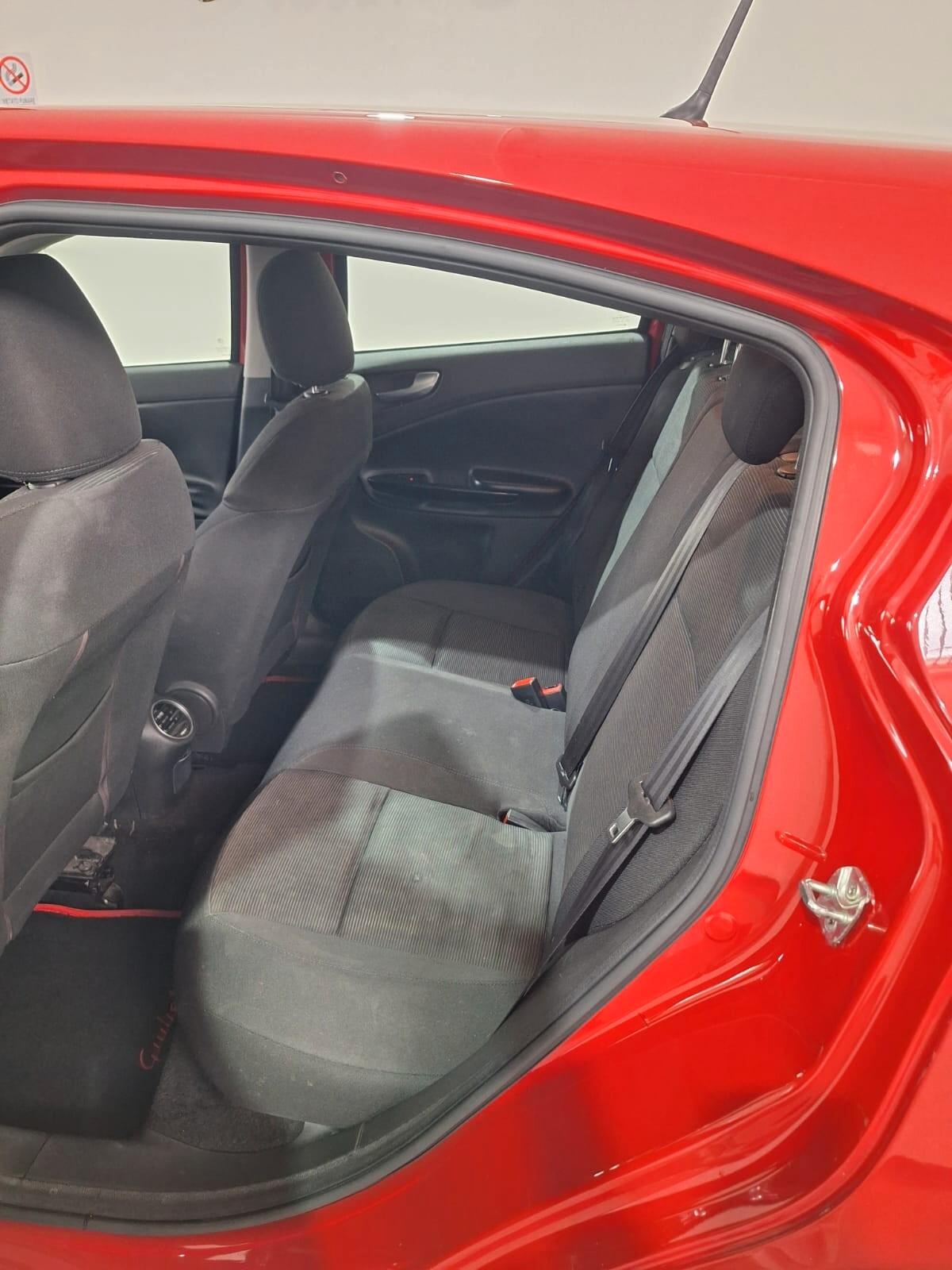 Alfa Romeo Giulietta 1.6 JTDm-2 105 CV Distinctive