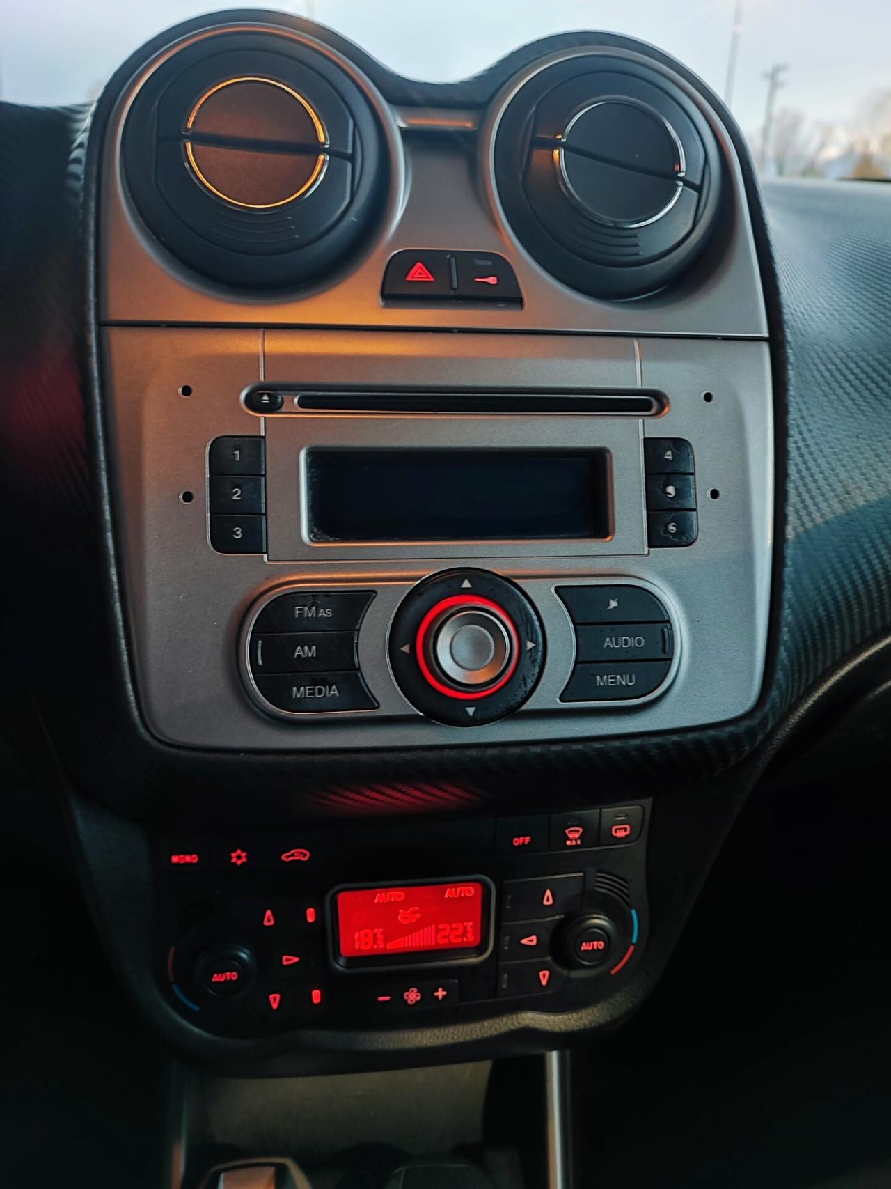 Alfa Romeo MiTo 1.3 JTDm-2 95 CV S&S Distinctive Sport Pack