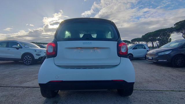 SMART ForTwo 1.0cc 71cv Bluetooth CruiseControl Clima Auto