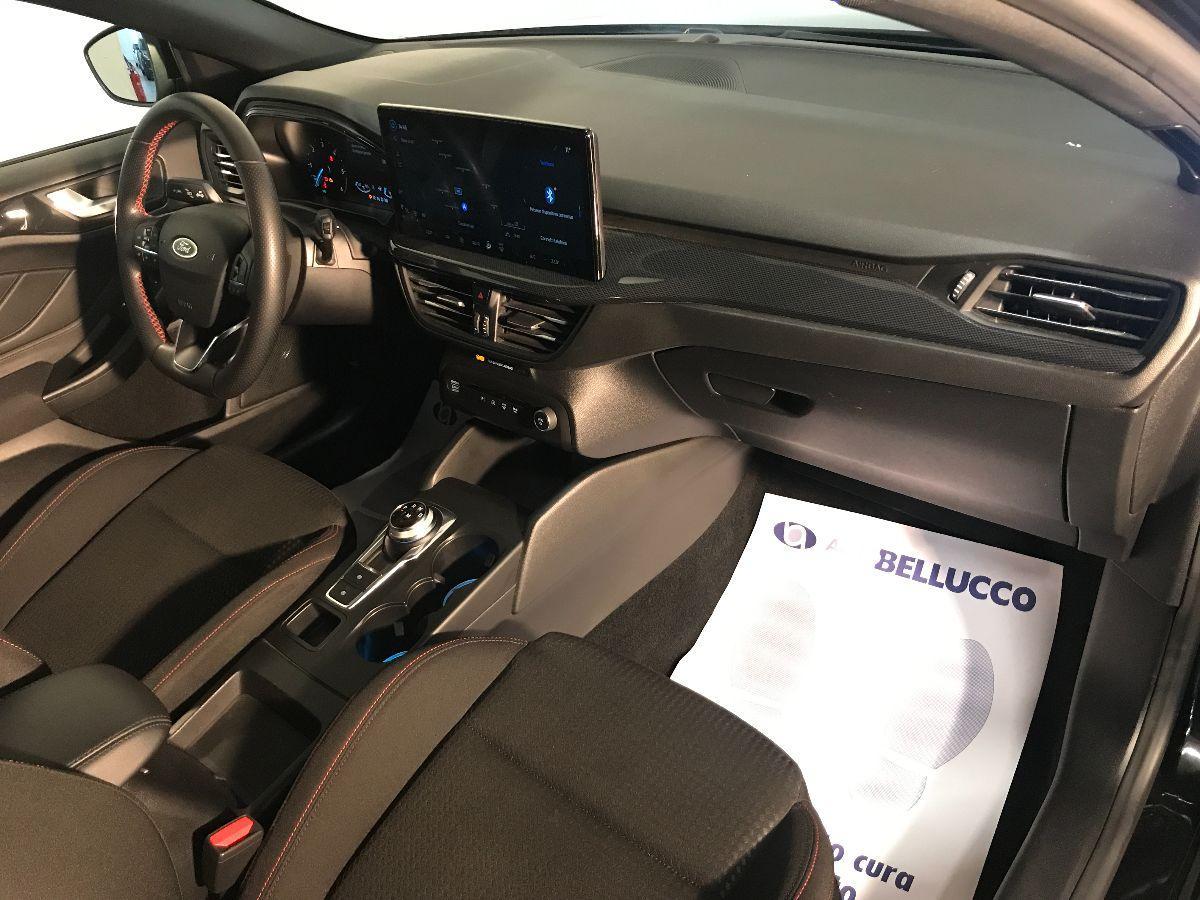 FORD Focus Station Wagon 1.5 EcoBlue 120CV aut. ST LINE
