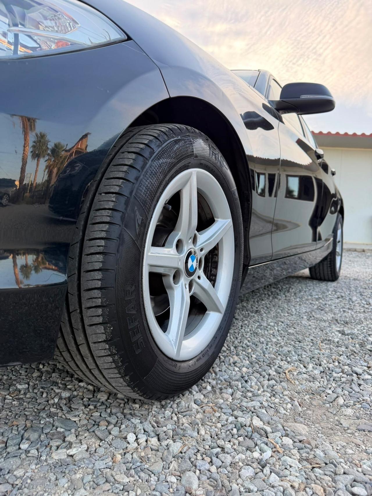 Bmw 116 116d 5p. Urban