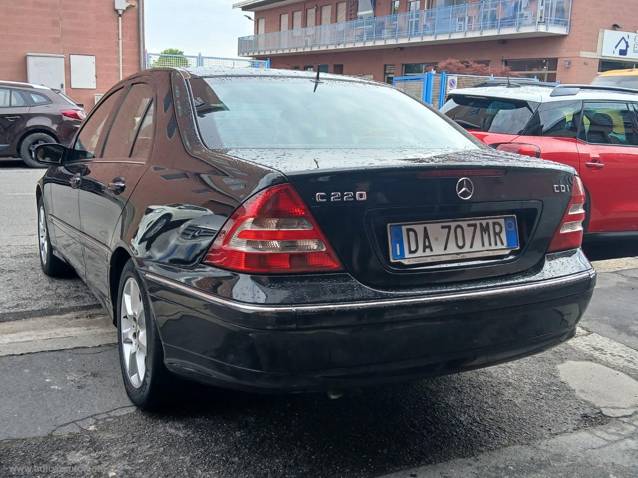 MERCEDES-BENZ C 220 CDI Elegance