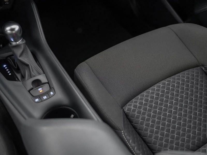 Toyota C-HR C-HR 1.8 Hybrid E-CVT Active