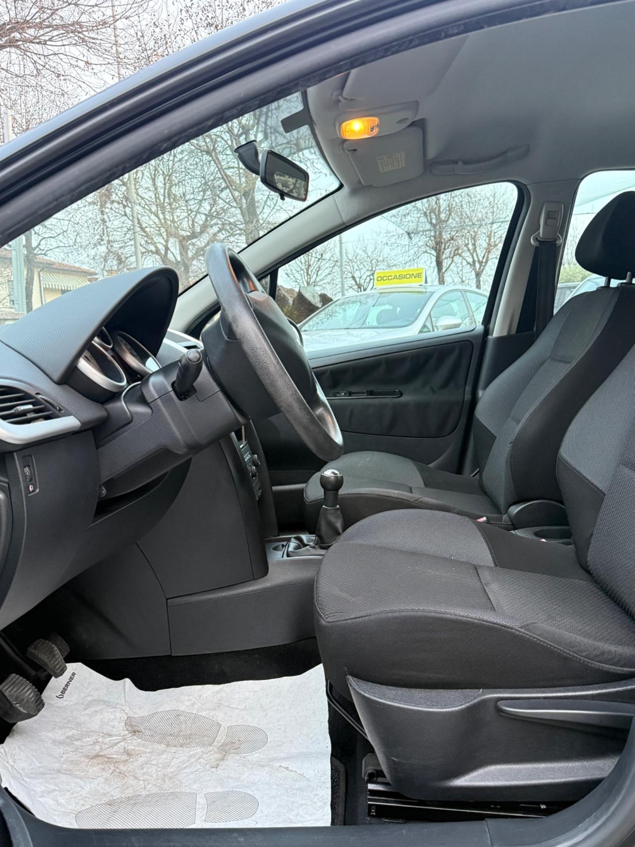 Peugeot 207 1.4 HDi 70CV FAP 5p. XS